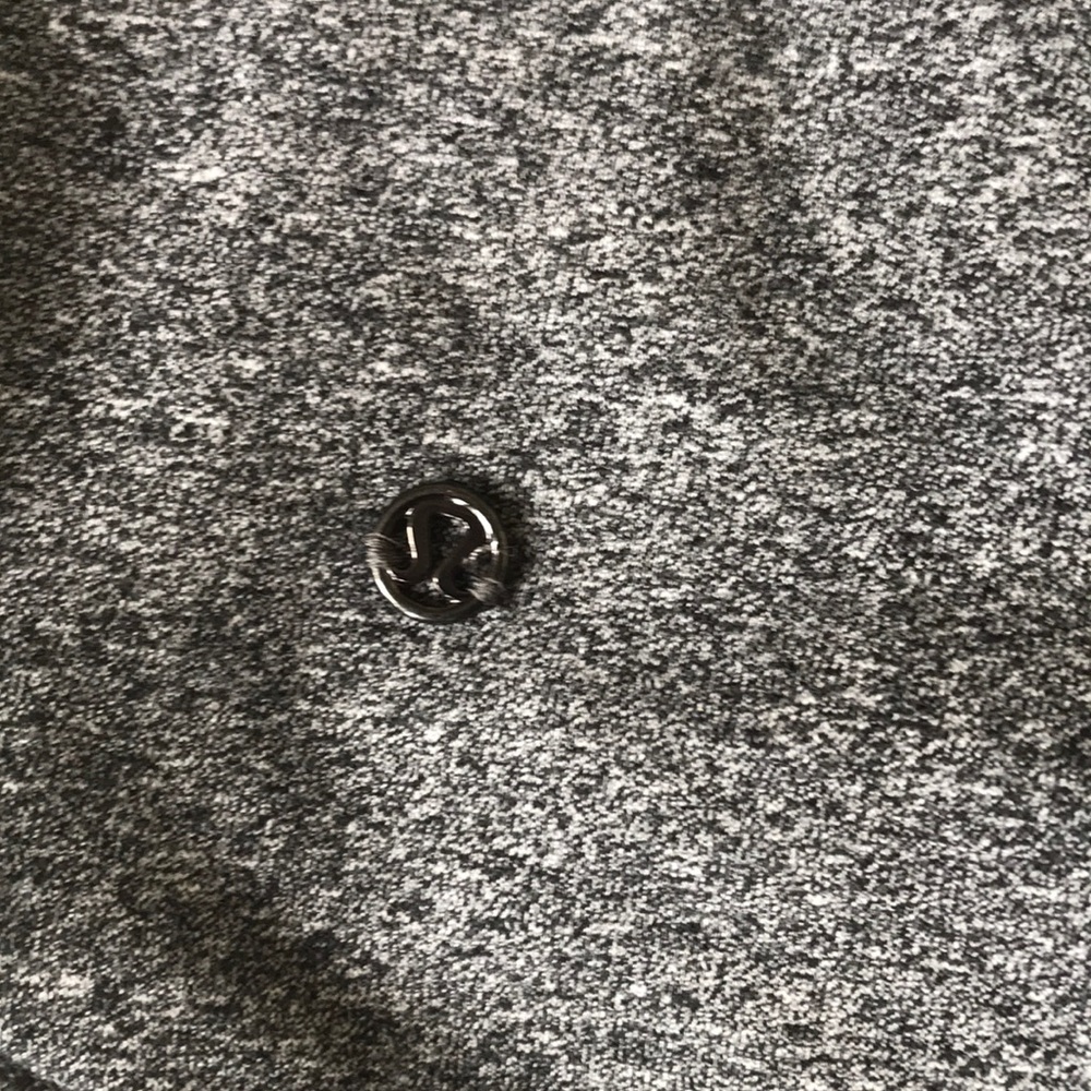 Lululemon Exhalation Pullover II
Heathered - Picture 11 of 11